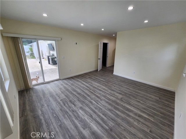 Detail Gallery Image 31 of 43 For 9462 Givens, Northridge,  CA 91325 - 4 Beds | 5 Baths