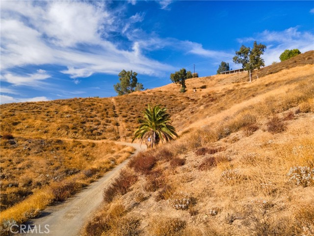 Detail Gallery Image 5 of 16 For 35 Lake View Ave, Lake Elsinore,  CA 92530 - – Beds | – Baths