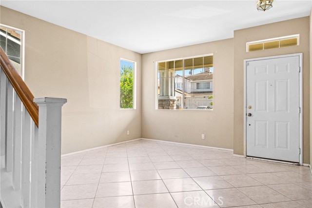 Detail Gallery Image 5 of 28 For 24809 Carmel Dr, Carson,  CA 90745 - 4 Beds | 3 Baths