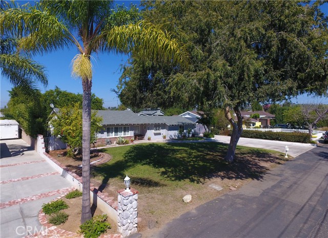 Image 2 for 728 E Fellows Dr, Orange, CA 92865