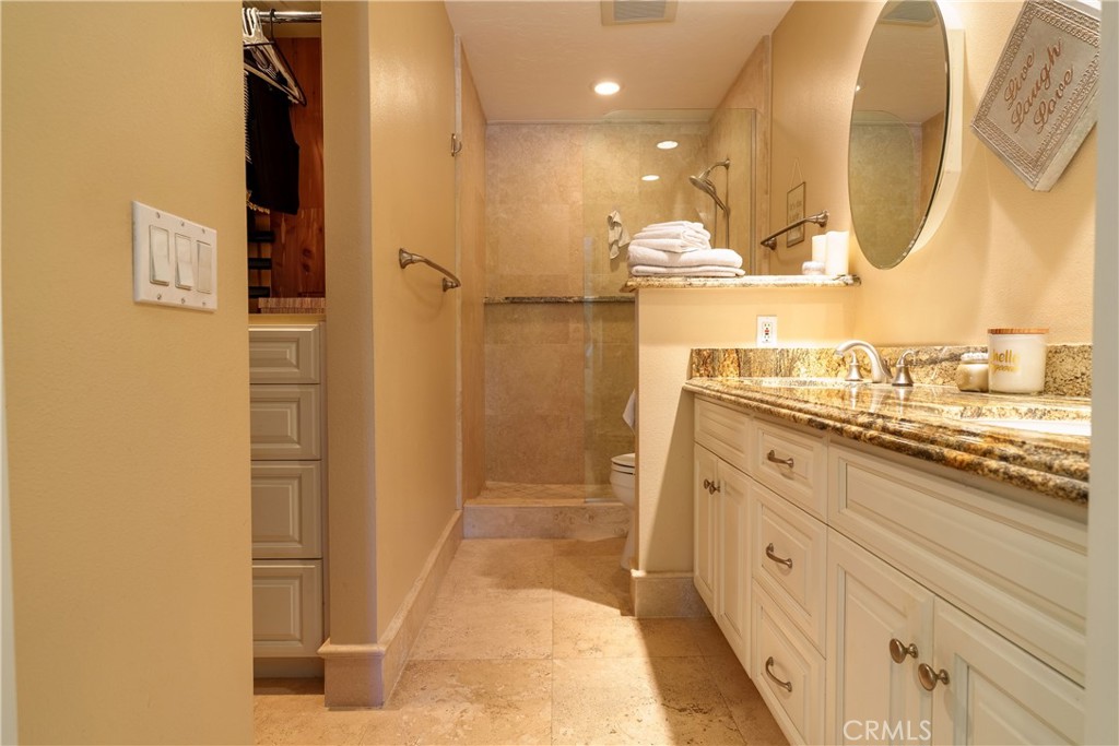 MLS #OC25219880 image #9