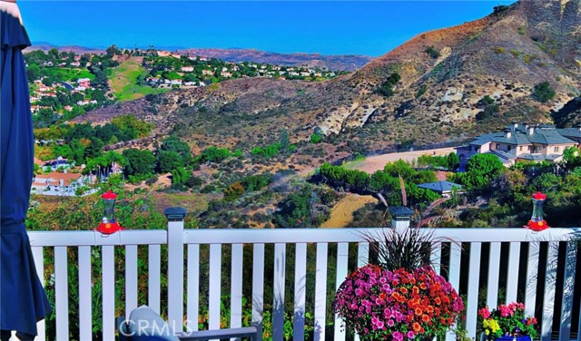 Detail Gallery Image 1 of 47 For 23777 Mulholland Hwy Spc 65, Calabasas,  CA 91302 - 3 Beds | 2 Baths