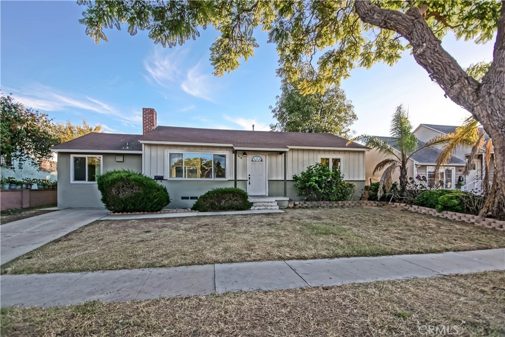 458 E 229th Place