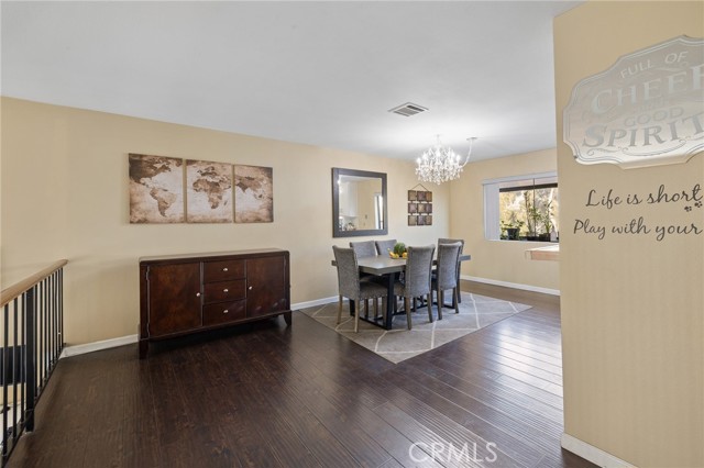 Detail Gallery Image 10 of 46 For 10030 Owensmouth Ave #80,  Chatsworth,  CA 91311 - 2 Beds | 2 Baths