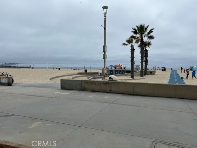 25 2nd Street, Hermosa Beach, California 90254, 4 Bedrooms Bedrooms, ,2 BathroomsBathrooms,Residential,Sold,2nd,PW23088658