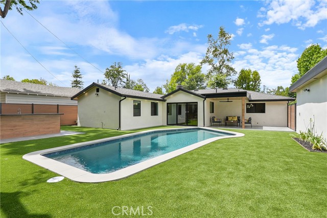 Detail Gallery Image 35 of 41 For 23240 Leonora Dr, Woodland Hills,  CA 91367 - 5 Beds | 5 Baths