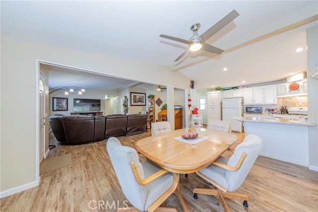 Detail Gallery Image 12 of 43 For 39737 Road 274, Bass Lake,  CA 93604 - 3 Beds | 2 Baths