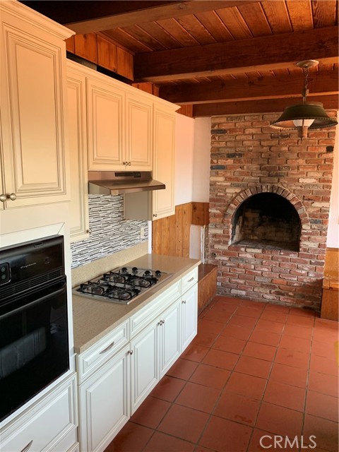 Detail Gallery Image 2 of 16 For 32162 Coast, Laguna Beach,  CA 92651 - 5 Beds | 2 Baths