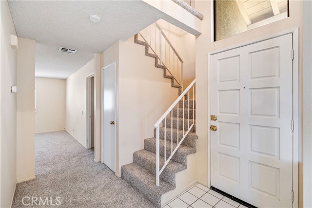 Detail Gallery Image 4 of 33 For 2859 W Avenue J9, Lancaster,  CA 93536 - 3 Beds | 3 Baths