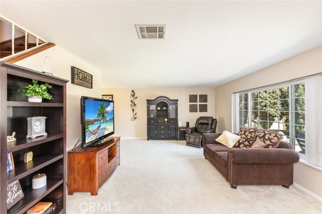 Detail Gallery Image 12 of 49 For 11291 Platte Drive, Riverside,  CA 92505 - 3 Beds | 2/1 Baths