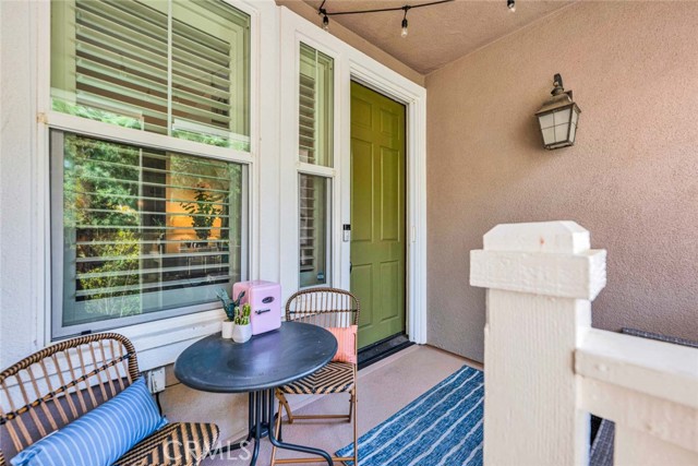 98 Hinterland Way, Ladera Ranch CA: https://media.crmls.org/medias/d82523ed-5973-4e2a-bcd2-75e69de4311b.jpg