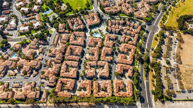 Detail Gallery Image 46 of 56 For 7 Salviati Aisle, Irvine,  CA 92606 - 3 Beds | 2/1 Baths