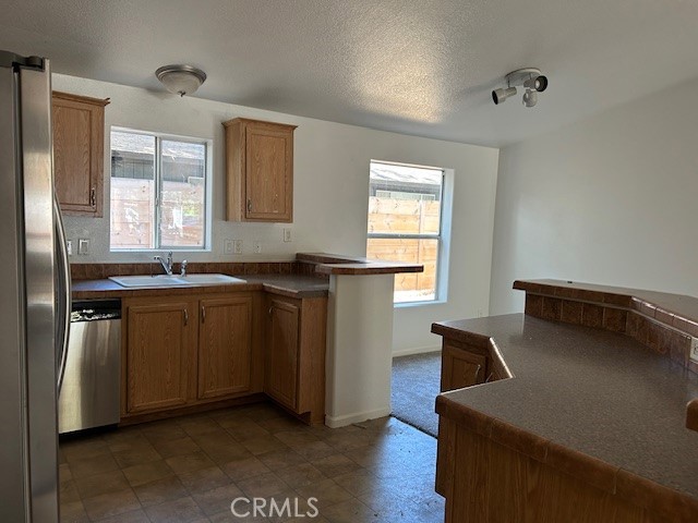 443 Holmes Lane, Sugarloaf CA: https://media.crmls.org/medias/d82637dd-c5c7-4e66-8034-2032c52d8c4d.jpg