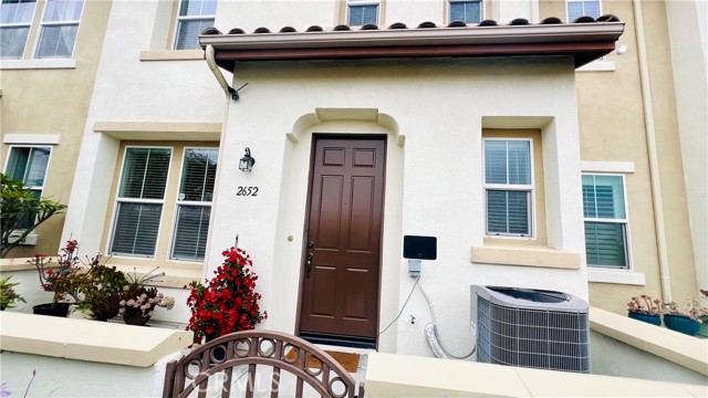 Detail Gallery Image 19 of 34 For 2652 W Madison Cir, Anaheim,  CA 92801 - 2 Beds | 2/1 Baths