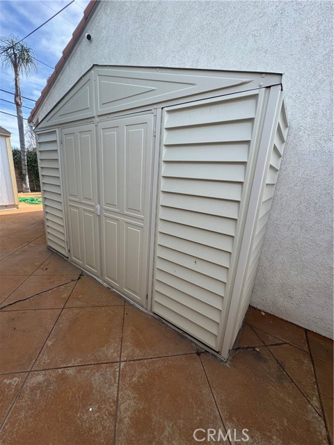 Detail Gallery Image 42 of 44 For 5092 Chimineas, Tarzana,  CA 91356 - 4 Beds | 2 Baths