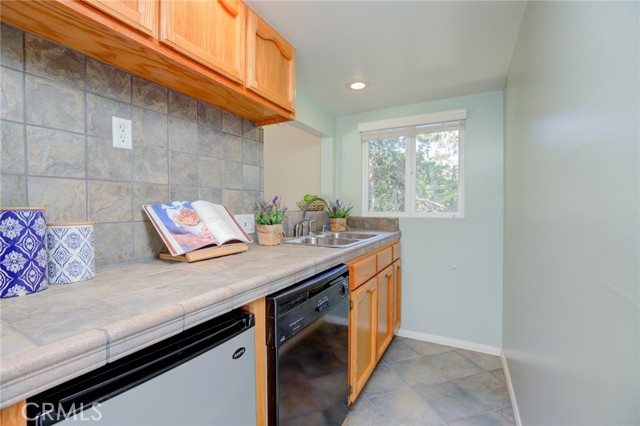 7 Ponderosa Lane, Rolling Hills Estates, California 90274, 5 Bedrooms Bedrooms, ,2 BathroomsBathrooms,Residential,Sold,Ponderosa,PV21223898
