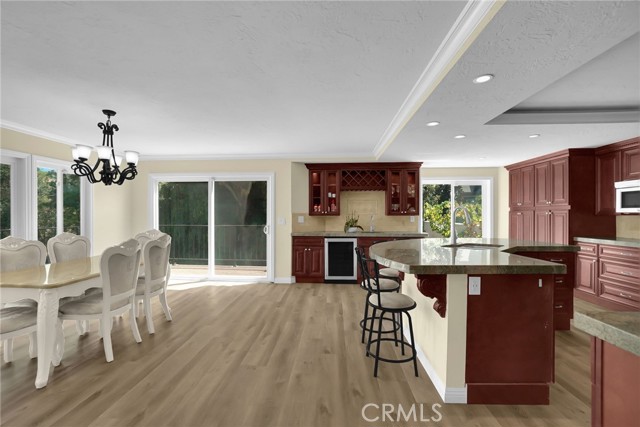 Detail Gallery Image 7 of 27 For 7070 Canyon Crest Rd, Whittier,  CA 90602 - 3 Beds | 3 Baths