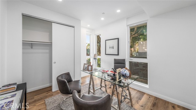 2306 Aviation Boulevard, Redondo Beach, California 90278, 4 Bedrooms Bedrooms, ,5 BathroomsBathrooms,Residential,Sold,Aviation,PV21199795