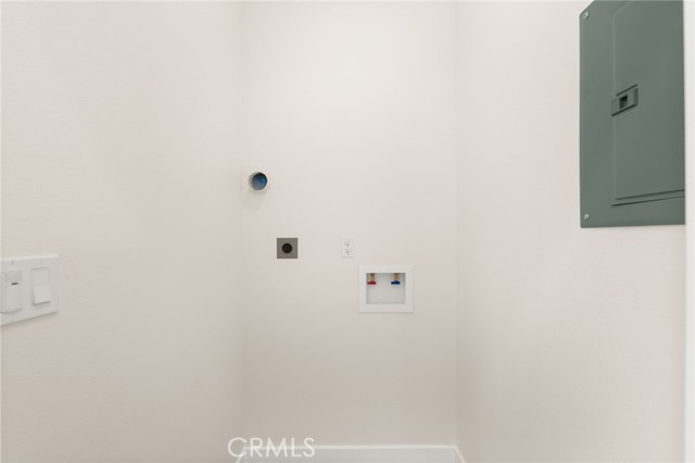 Image 35 of 47 For 2155 Euclid Avenue