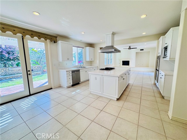 Detail Gallery Image 17 of 42 For 2946 Muir Trail Dr, Fullerton,  CA 92833 - 4 Beds | 3/1 Baths