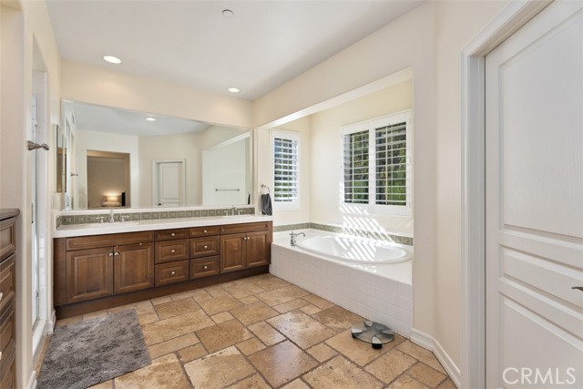 Detail Gallery Image 18 of 33 For 17 Calle Frutas, San Clemente,  CA 92673 - 3 Beds | 2/1 Baths