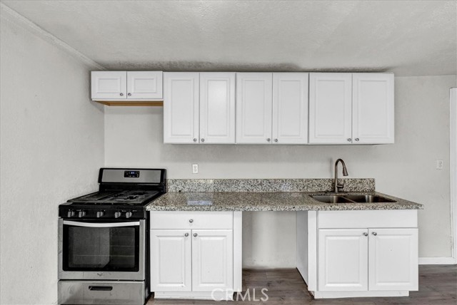 Detail Gallery Image 18 of 22 For 1502 N Highland Ave, Visalia,  CA 93291 - 2 Beds | 1 Baths