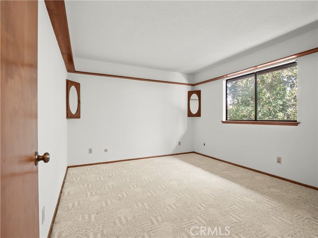 24540 Acorn Court, Newhall CA: https://media.crmls.org/medias/d82bbc65-fa23-4124-86aa-8820d9c38e2e.jpg