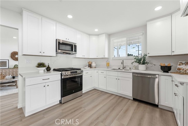 Detail Gallery Image 12 of 39 For 727 N Burney St, Rialto,  CA 92376 - 3 Beds | 2 Baths