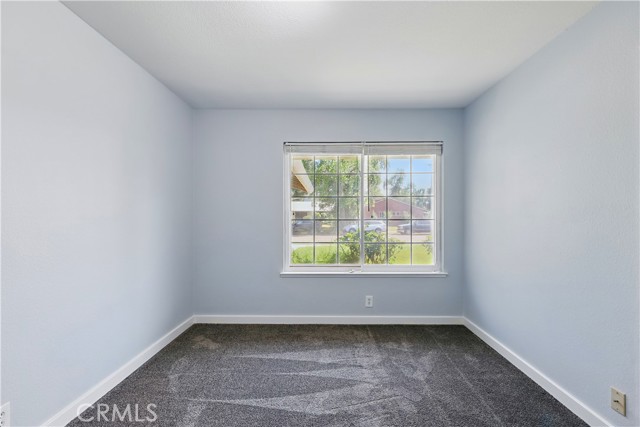 395 Columbia Avenue, Merced CA: https://media.crmls.org/medias/d82c43fa-8d4f-4016-9562-6b3f1d09bc60.jpg