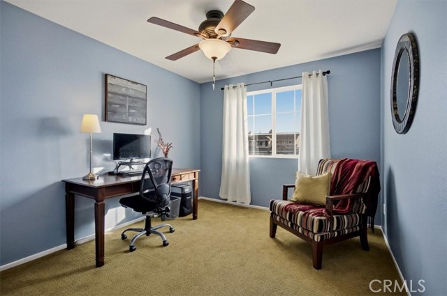 Detail Gallery Image 29 of 58 For 14666 Ontario Cir, Fontana,  CA 92336 - 4 Beds | 2/1 Baths