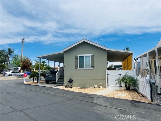 Detail Gallery Image 1 of 1 For 13060 2nd St #1,  Yucaipa,  CA 92399 - 2 Beds | 1 Baths