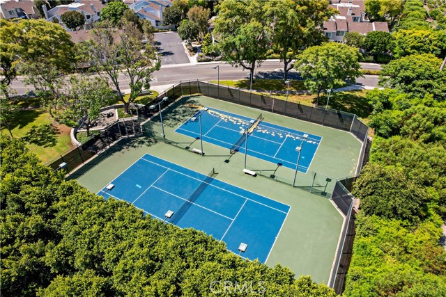 309 Deerfield, Irvine CA: https://media.crmls.org/medias/d82f6f5e-83da-4c03-ab10-b264d37254e6.jpg