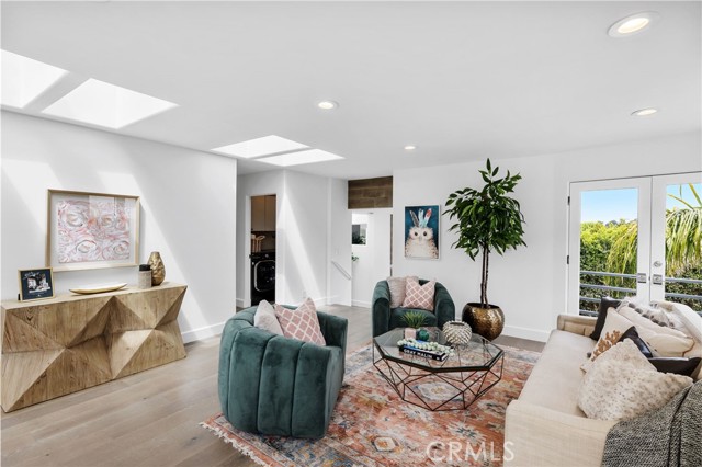 2310 Laurel Bluff, Manhattan Beach, California 90266, 4 Bedrooms Bedrooms, ,3 BathroomsBathrooms,Residential,Sold,Laurel Bluff,SB22159511