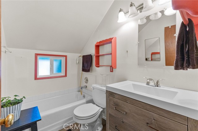 Detail Gallery Image 11 of 17 For 29239 Lake Brook Ave, Cedar Glen,  CA 92321 - 3 Beds | 2 Baths