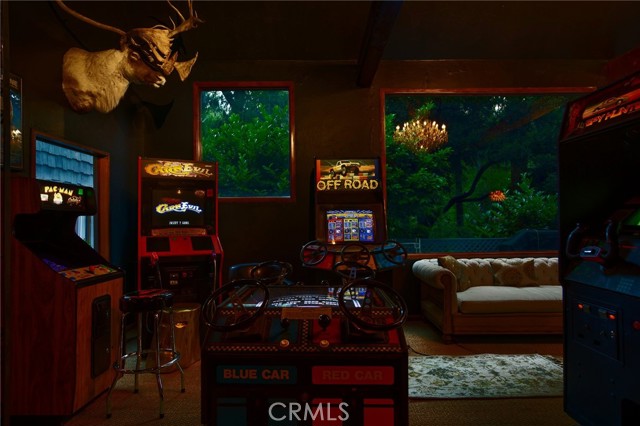 969 Oak Drive, Crestline CA: https://media.crmls.org/medias/d8313620-fa33-4837-8230-a144cb3cea53.jpg