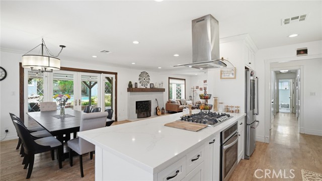 Detail Gallery Image 12 of 56 For 11426 Collett Avenue, Granada Hills,  CA 91344 - 3 Beds | 2 Baths