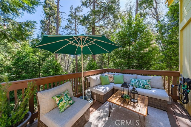 Detail Gallery Image 6 of 38 For 795 Glen View Ln, Twin Peaks,  CA 92391 - 3 Beds | 2 Baths