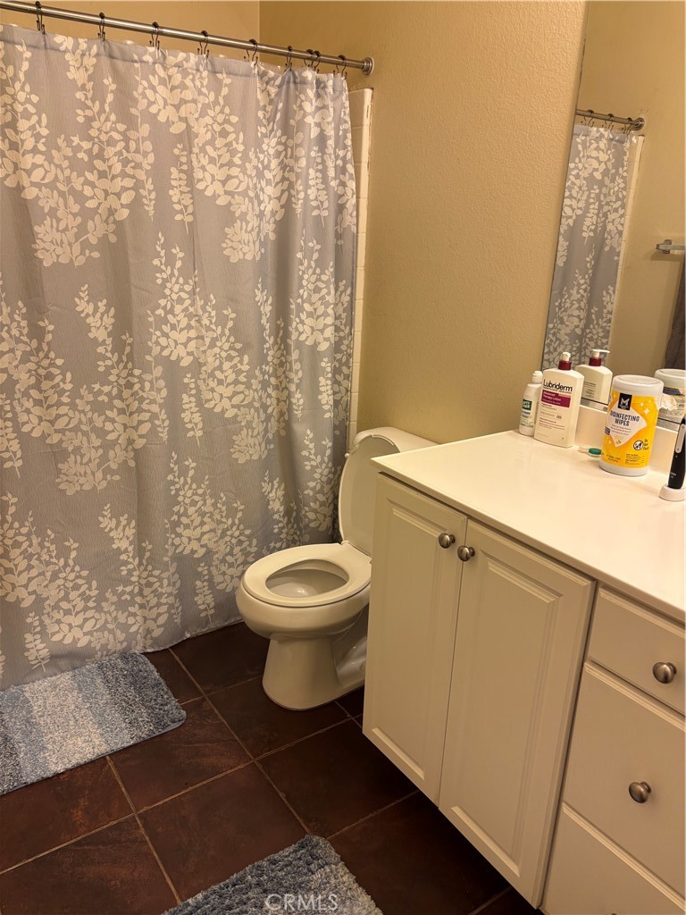 https://media.crmls.org/medias/d8322dad-763d-44e6-9bea-29f4a1ca5d33.jpg?preset=X-Large
