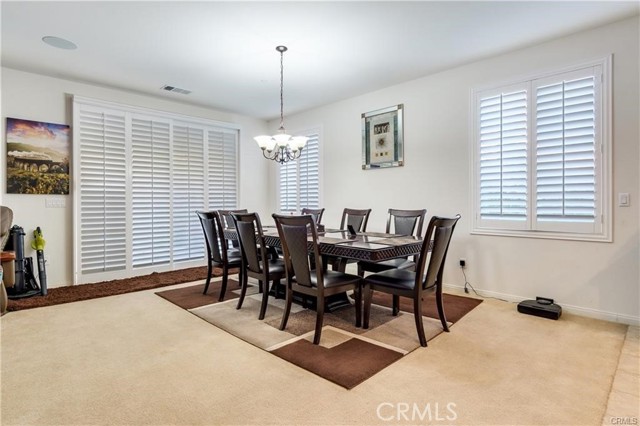 Detail Gallery Image 5 of 28 For 29762 Padilla Ct, Highland,  CA 92346 - 4 Beds | 2/1 Baths