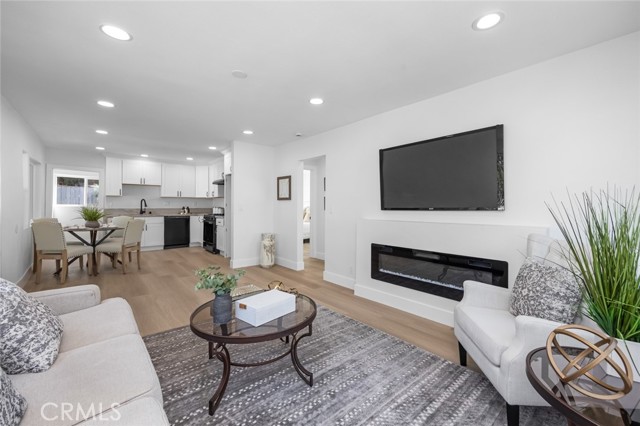 Detail Gallery Image 23 of 34 For 201 S Melrose, Placentia,  CA 92870 - – Beds | – Baths