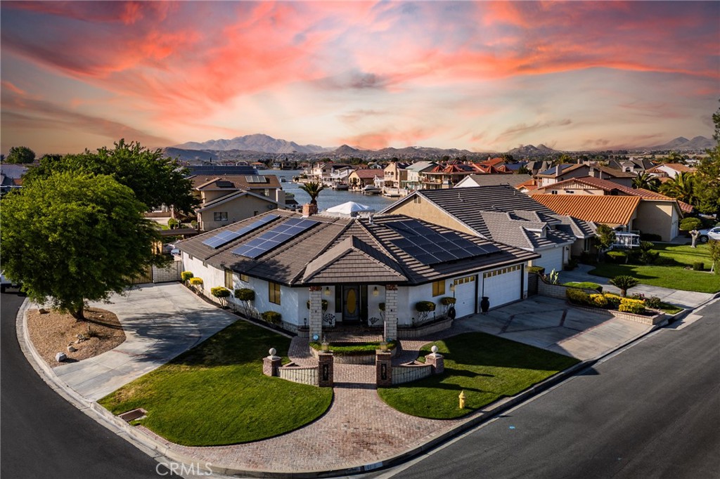 18016 Mariner Drive