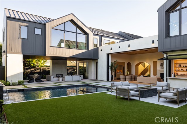 Detail Gallery Image 43 of 48 For 2100 Windward Ln, Newport Beach,  CA 92660 - 5 Beds | 5/3 Baths