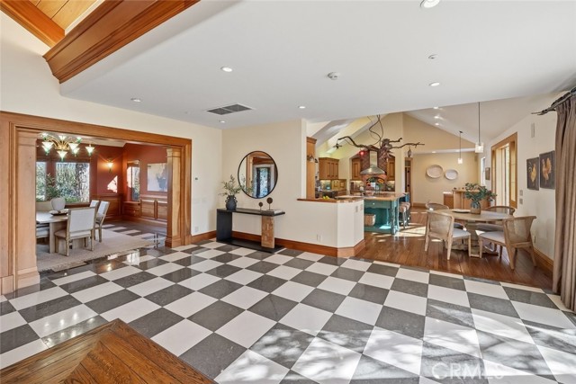 Detail Gallery Image 5 of 70 For 6550 Avila Valley Dr, San Luis Obispo,  CA 93405 - 9 Beds | 9/1 Baths