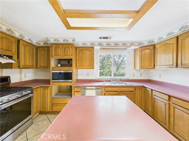 Detail Gallery Image 12 of 37 For 6576 State Highway 140, Midpines,  CA 95345 - 3 Beds | 2 Baths