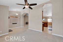 https://media.crmls.org/medias/d835b3cc-3429-4553-b130-fa5024671cae.jpg?preset=X-Large