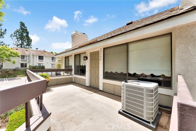 Image 5 of 29 For 22198 Cedar Pointe  1f