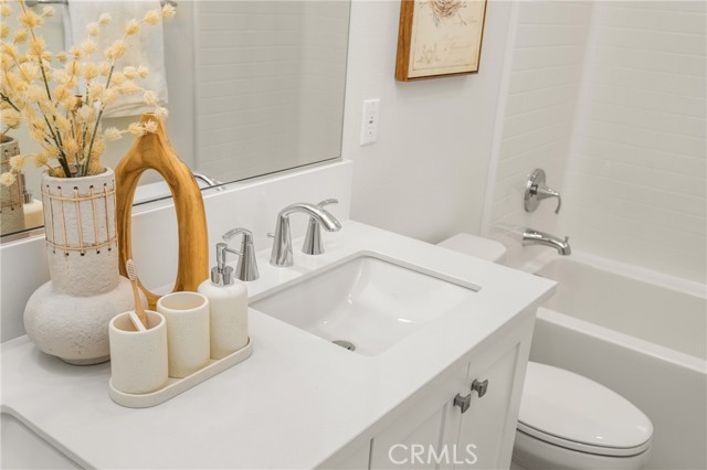 Detail Gallery Image 25 of 36 For 233 Denali, Lake Forest,  CA 92630 - 4 Beds | 3 Baths