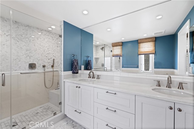 Detail Gallery Image 16 of 19 For 110 Pearl Ave, Newport Beach,  CA 92662 - 3 Beds | 3 Baths