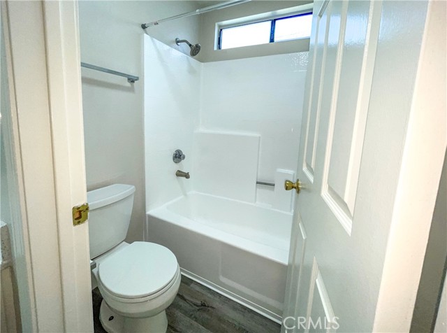 Detail Gallery Image 11 of 12 For 1130 Newport Ave #105,  Long Beach,  CA 90804 - 0 Beds | 1 Baths