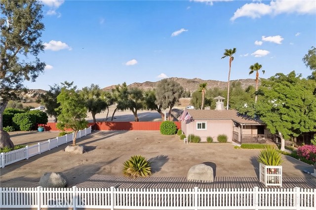 22910 Olivas Avenue, Nuevo CA: https://media.crmls.org/medias/d837c86f-a503-4e3e-af88-5c2067e046f2.jpg